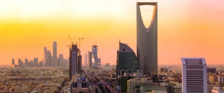 Read more about the article Saudi Corruption Crackdown Topples Oil Kingpins